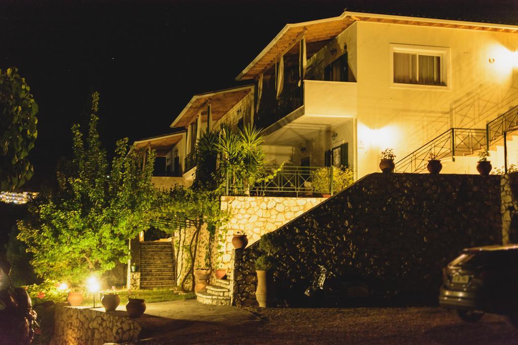 Althea Studios Lefkada Ayios Nikitas Ngoại thất bức ảnh