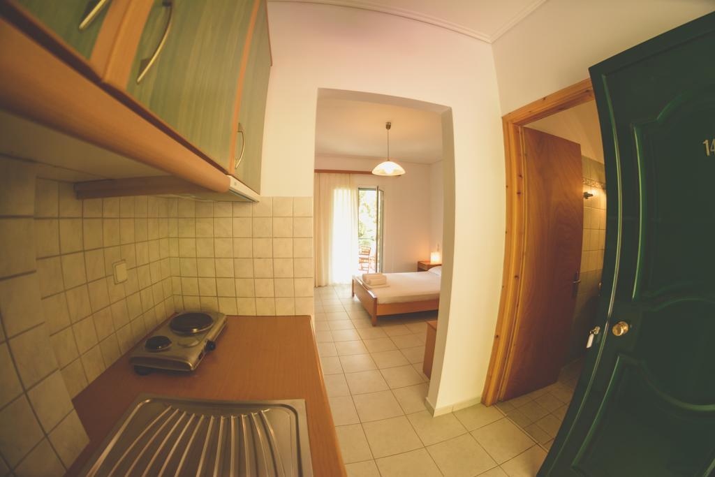 Althea Studios Lefkada Ayios Nikitas Phòng bức ảnh
